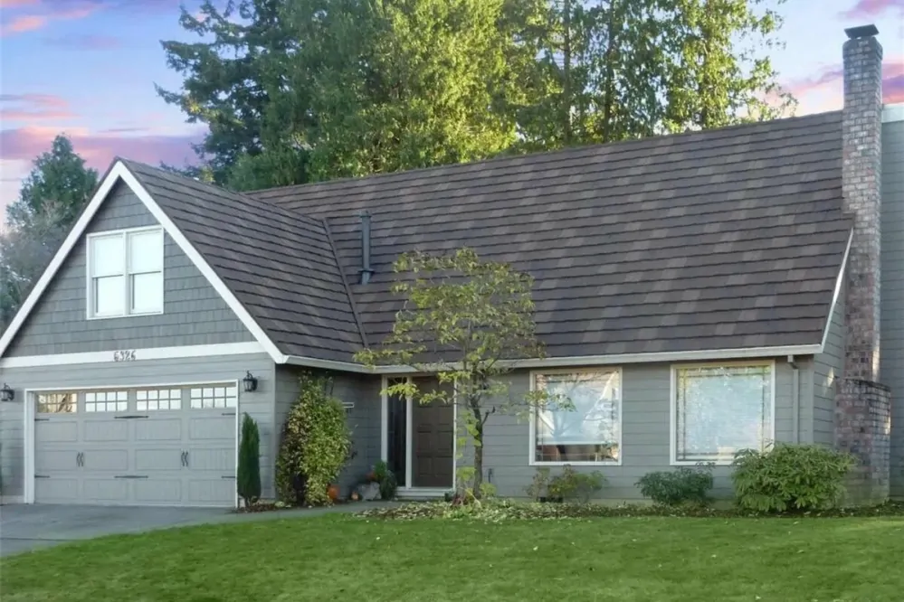 Texas: Gray Wood Grain Stone Coated Metal Roof