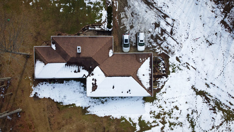 How to Maintain Your Roof During Extreme Cold Weather in Winter