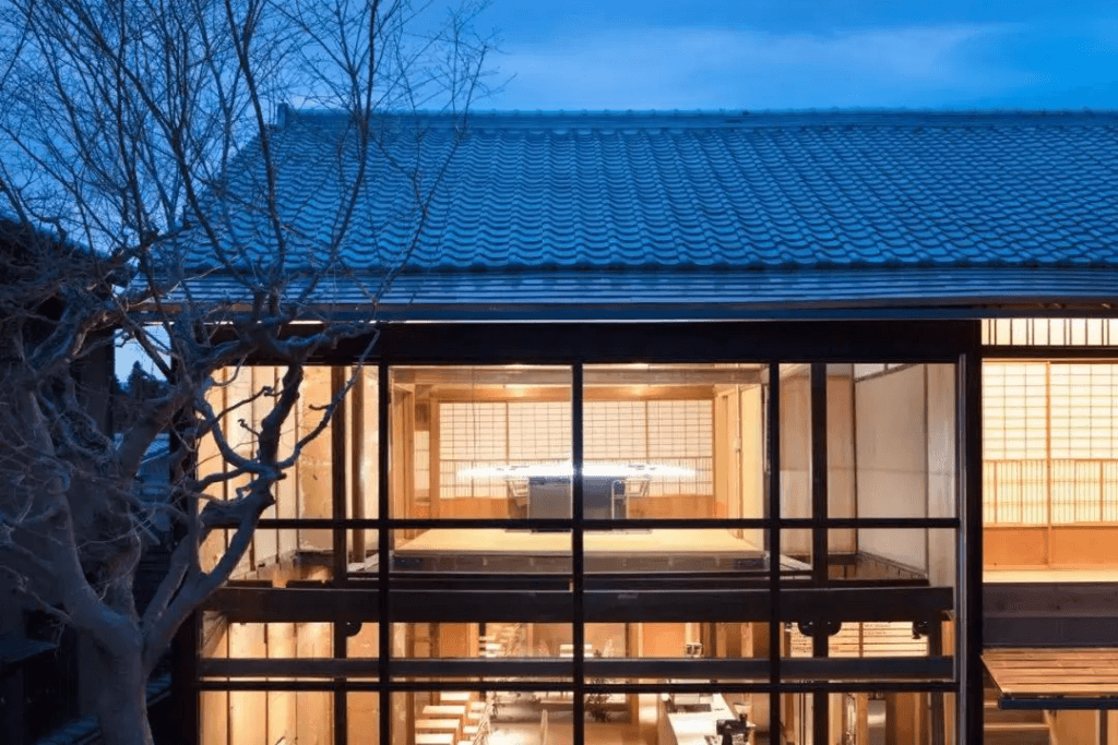 custom-stone-coated-tiles-for-historical-building